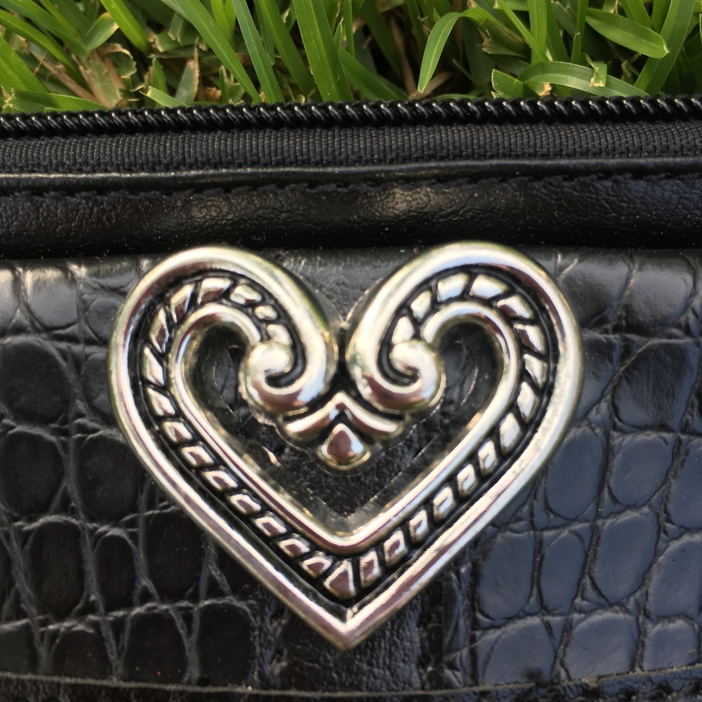 Black Wristlet - Picture 5 of 5